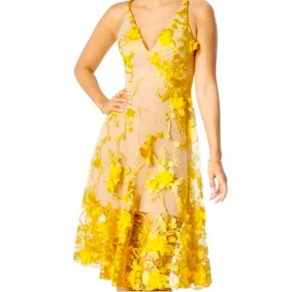 Dress the population Yellow M - Picture 1 of 7